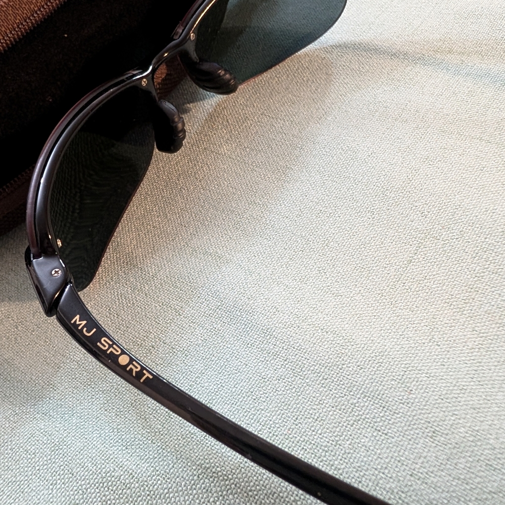 Maui Jim Black Rimless Sunglasses with Brown Zipper Case - Picture 4 of 11